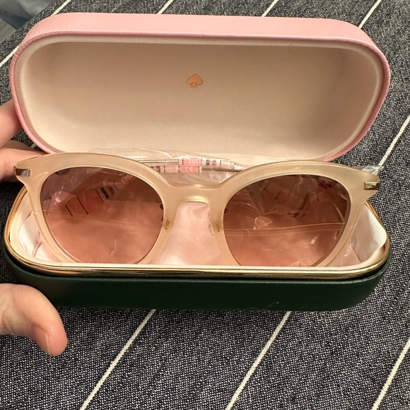 kate spade Accessories - New Kate spade sunglasses